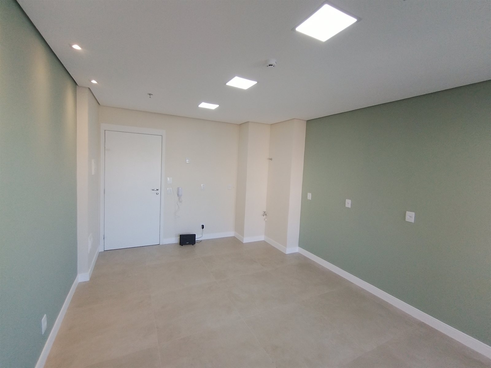 Sala finalizada, vista ampla